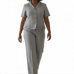 Sag Harbor Pant Suit Size 20W Gray Pink Pearls Embroidered Flowers Side Zip